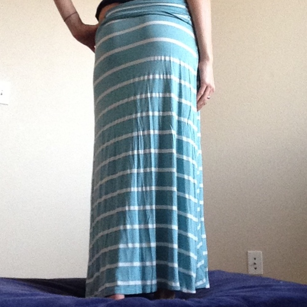 Striped Maxi Skirt S/M - Picture 4 of 5